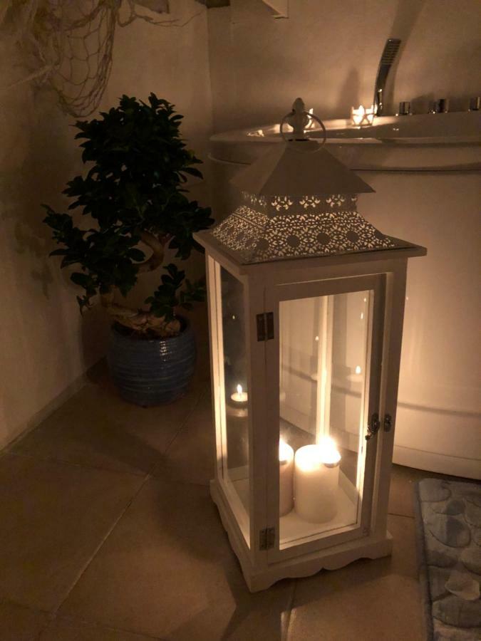 Corte Bianca مونوبولي المظهر الخارجي الصورة