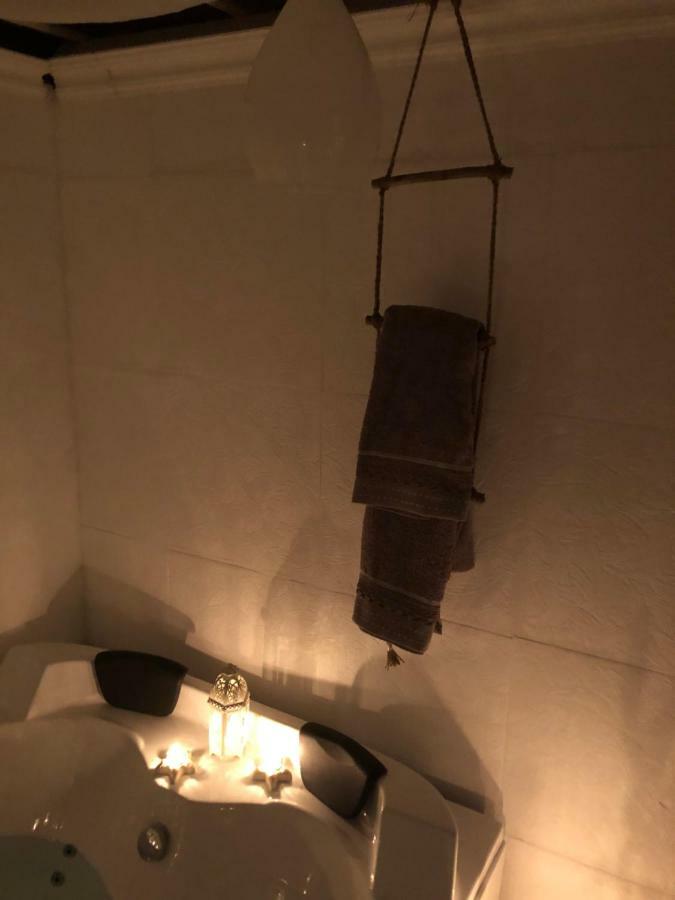 Corte Bianca مونوبولي المظهر الخارجي الصورة